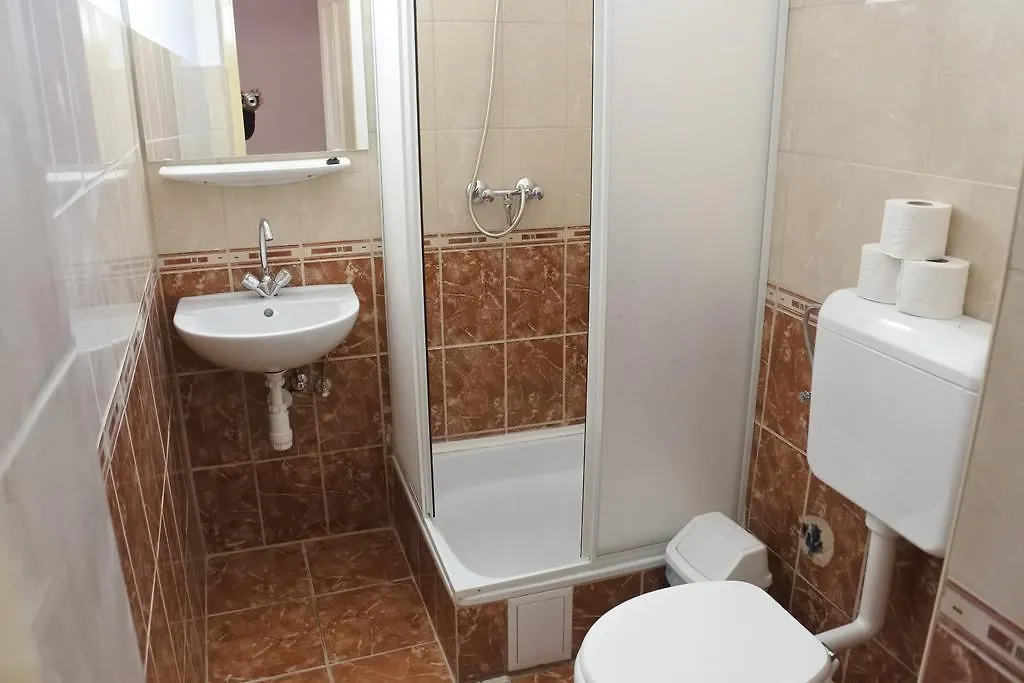 Kisasszony Apartman Eger Apartmán