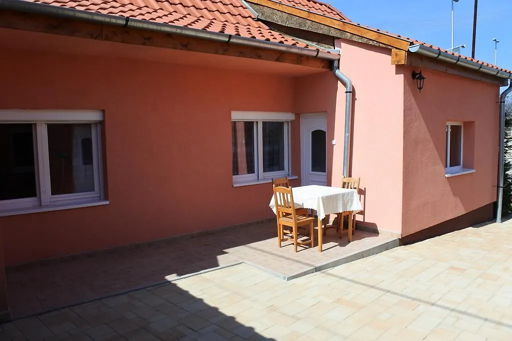 Apartmán Kisasszony Apartman Eger