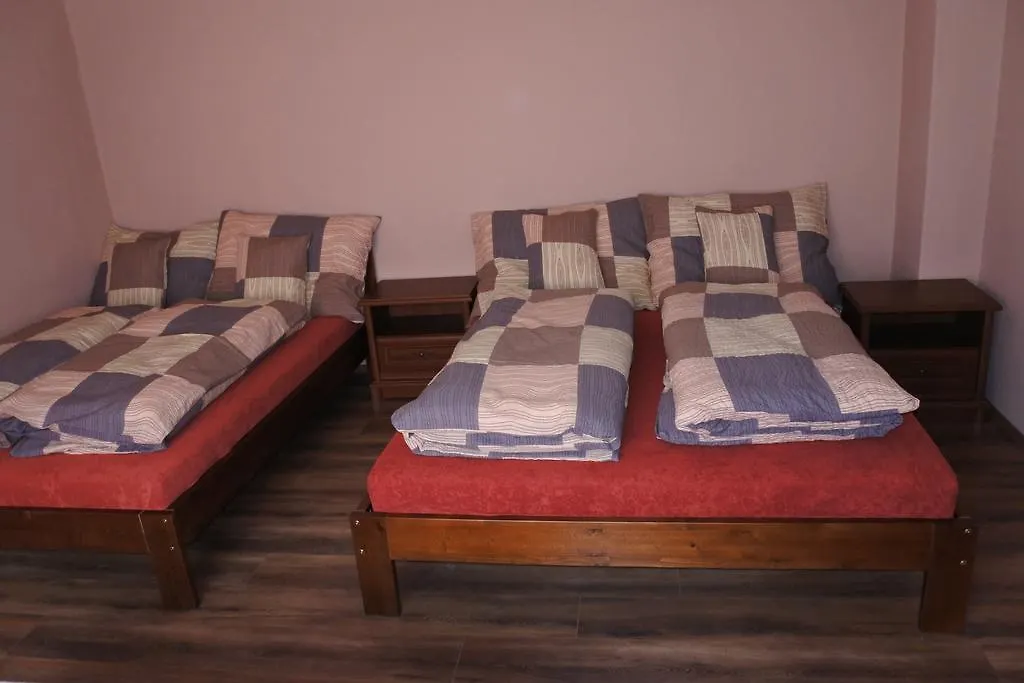 Kisasszony Apartman Eger 0*,  Maďarsko