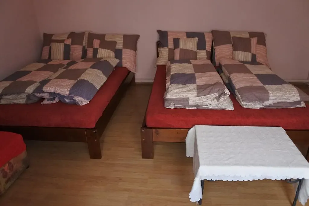 Kisasszony Apartman Eger 0*,  Maďarsko