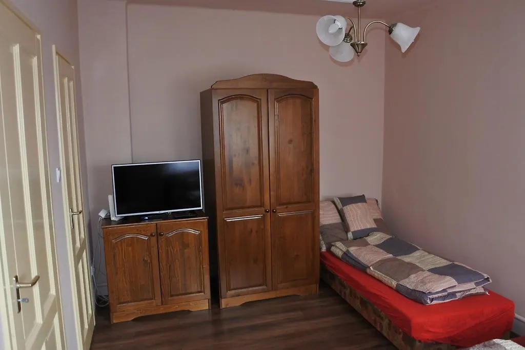 Kisasszony Apartman Eger Apartmán