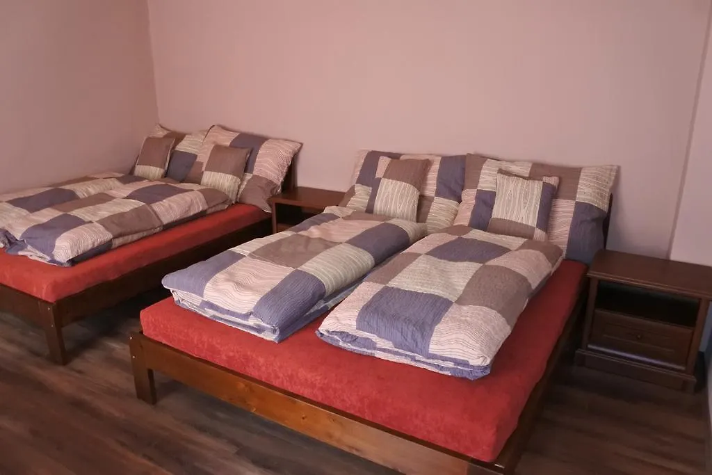 Kisasszony Apartman Eger